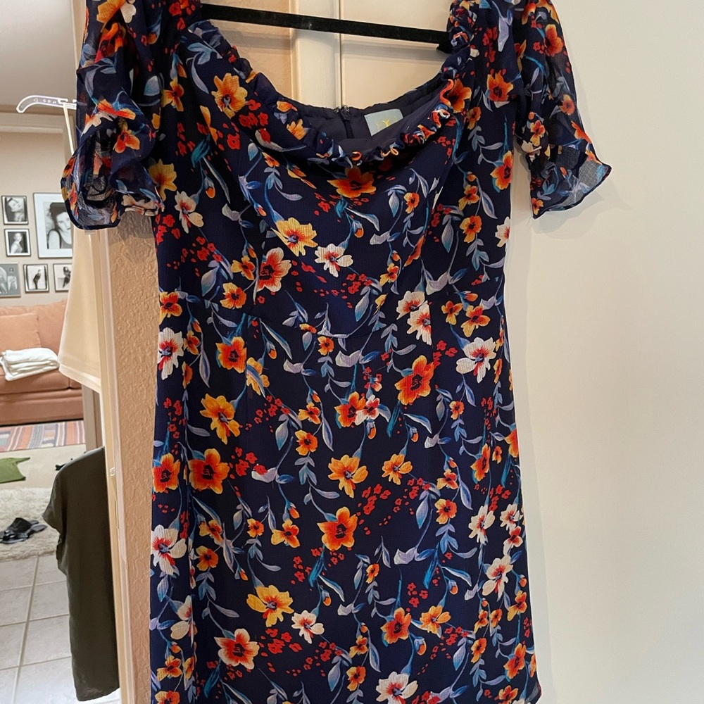 Off the shoulder Floral Print Dress with Puff Sleeves by CeCe sz 8